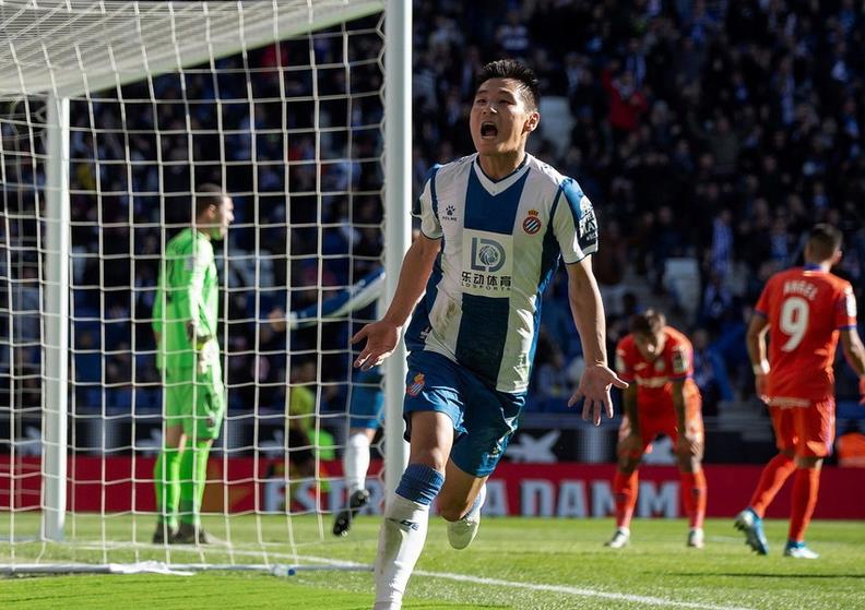 弗赖堡客场战平勒沃库森展现保级决心